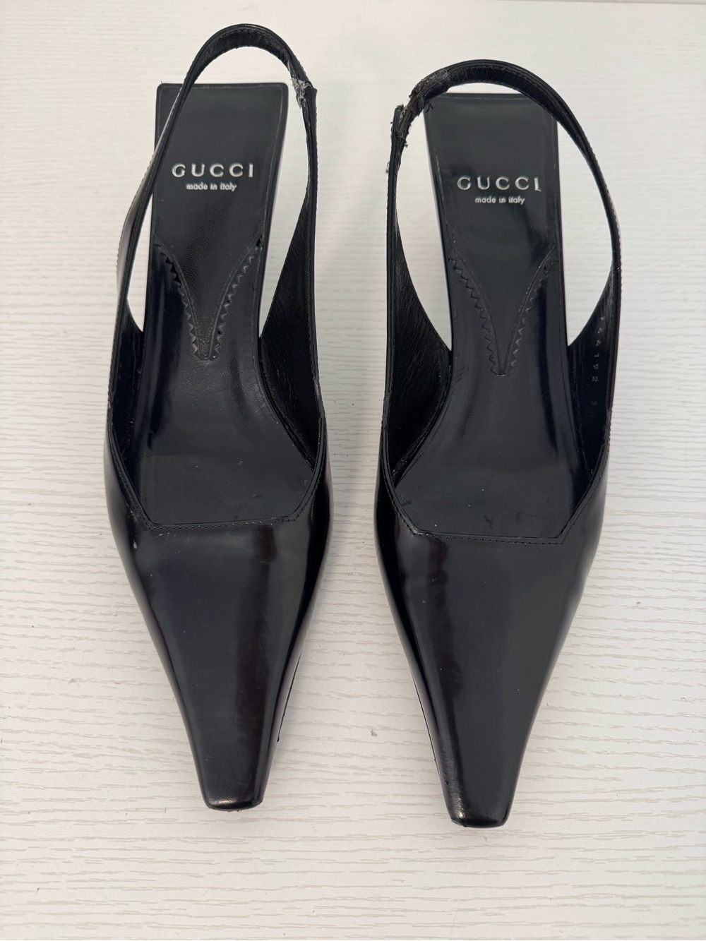 Gucci Archival Tom Ford SS 1998 Vintage Black Leather Pointed Toe Kitten Heels